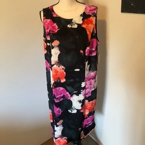 NWT Vince Camuto Floral Dress